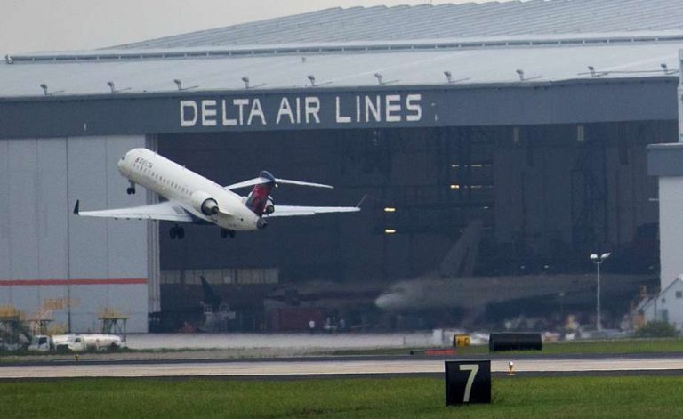 Pană de curent la aeroportul din Atlanta, cel mai aglomerat din lume