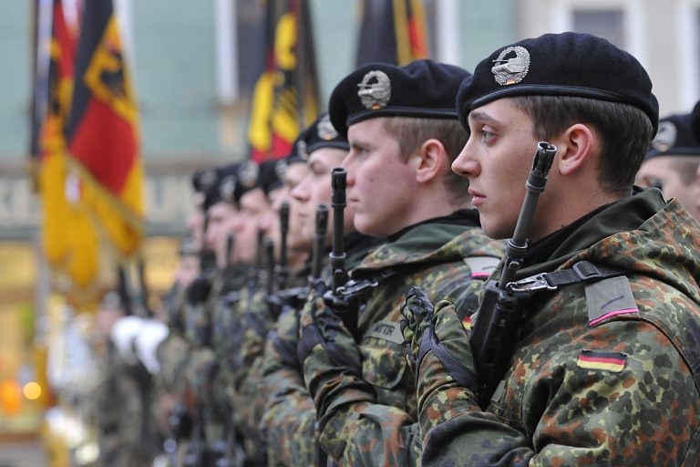 Armata europeană prinde contur. 20 de ţări vor semna un pact de apărare comună