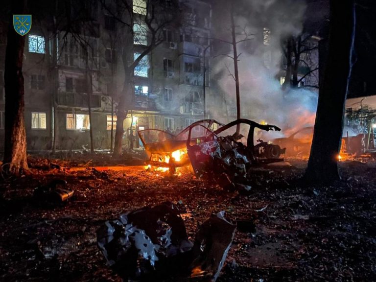Odesa, în doliu după cel mai letal atac rus asupra unei zone rezidenţiale, soldat cu 20 de morţi