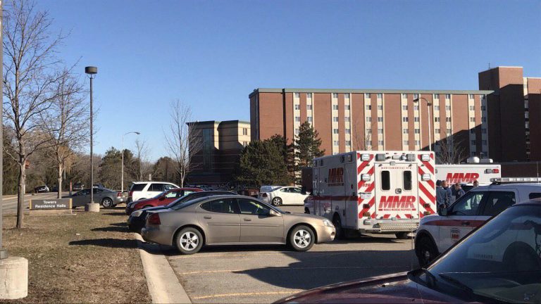 SUA : Incidentul de la Central Michigan University a pornit de la o situaţie domestică. Două victime împuşcate mortal