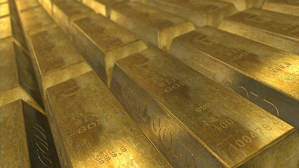 Turcia se pregăteşte să suspende temporar anumite importuri de aur