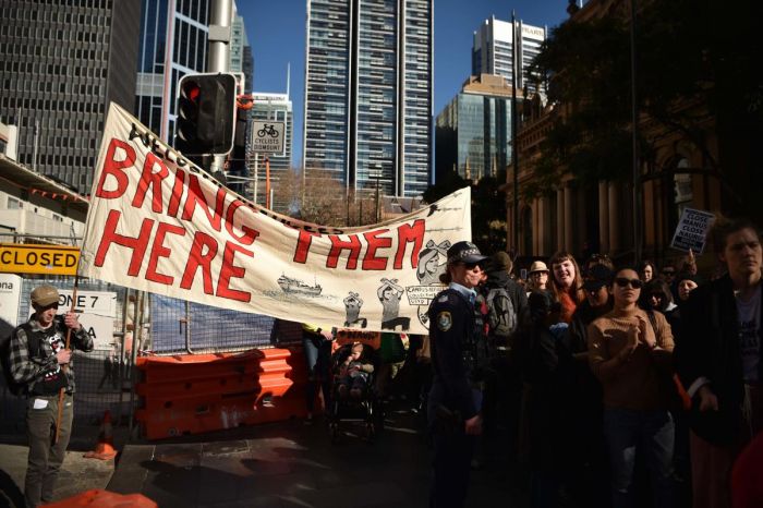 Australia: Mii de persoane au manifestat împotriva politicii guvernamentale drastice în domeniul imigraţiei