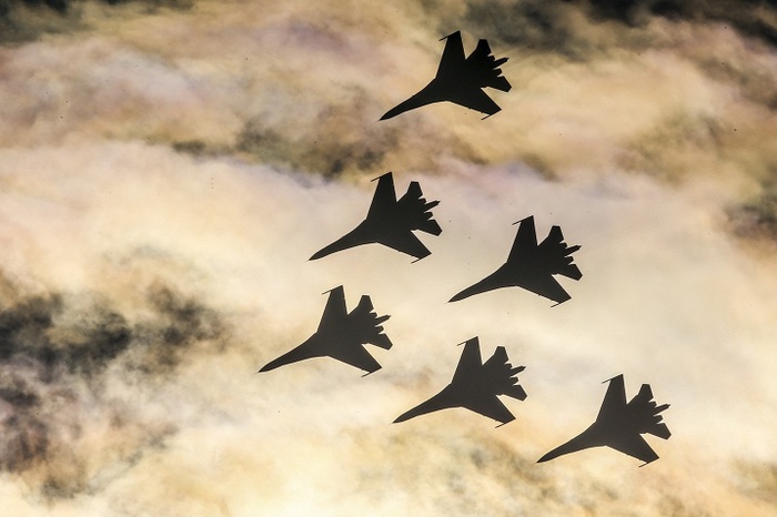 Rusia : Ministerul Apărării a informat că aviația sa a efectuat zeci de misiuni de susținere a militanților în Siria