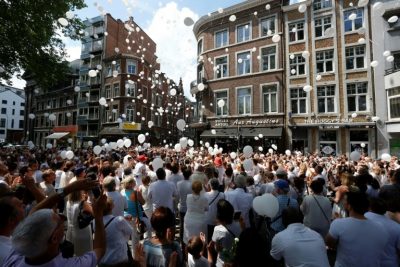 Belgia: Mii de persoane au defilat în oraşul Liege în memoria victimelor atacului de marți