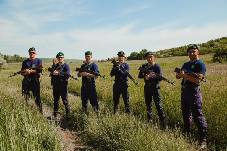 Zi fierbinte la Zagarancea! Polițiștii de frontieră luptă pentru Bereta de Onoare