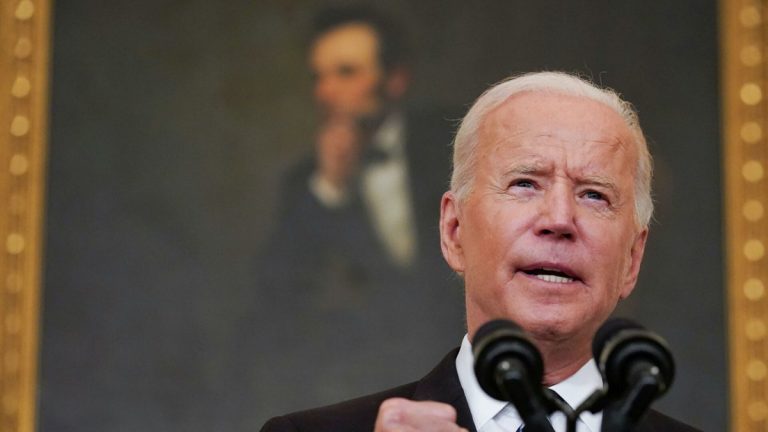 Biden va graţia simbolic doi curcani proveniţi din Indiana, în ceremonia de Ziua Recunoştinţei
