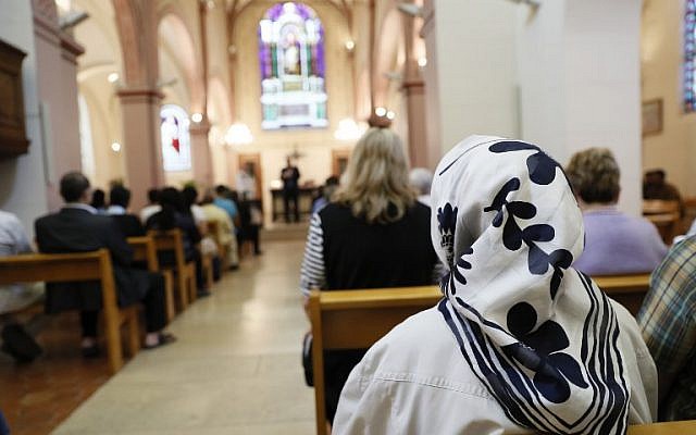 Italia: Comunitatea românească pierde o biserică în favoarea unei asociaţii musulmane, care o va transforma în moschee