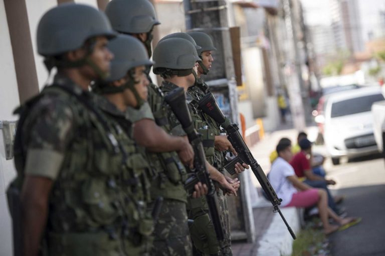 Brazilia: Guvernul a mobilizat armata pentru degajarea drumurilor