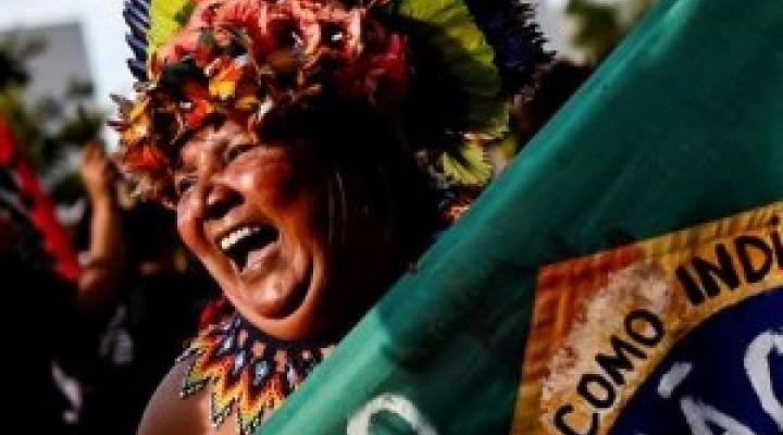 Proteste ale grupurilor indigene braziliene față de legea care limitează recunoașterea pământurilor ancestrale
