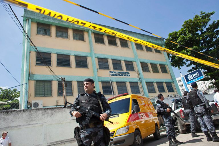 Peste 20 de morţi într-o operaţiune a poliţiei braziliene împotriva crimei organizate