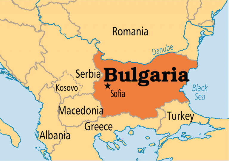 Autoritățile bulgare au capturat peste 1,35 de milioane de dolari în bancnote contrafăcute şi a arestat trei suspecţi