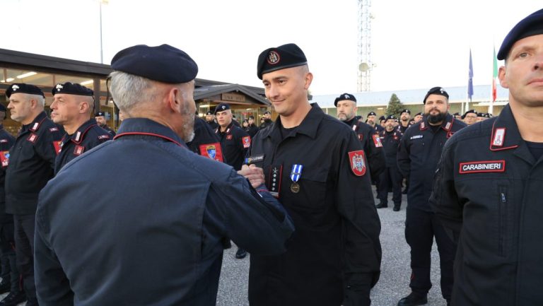 Misiune împlinită în Kosovo. Carabinierii moldoveni au fost medaliați