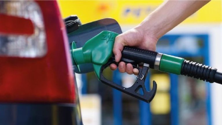 Se ieftinesc carburanții! Cât vor costa benzina și motorina pe 3 aprilie 2024