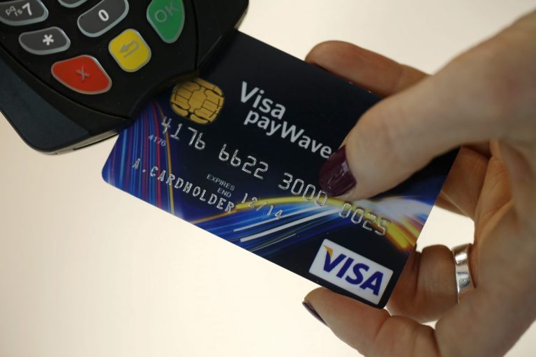 Reţeaua de plată cu carduri Visa funcţionează normal, anunţă compania