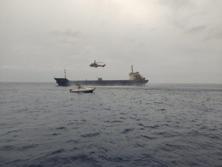 Două nave de marfă s-au ciocnit în largul insulei grecești Chios