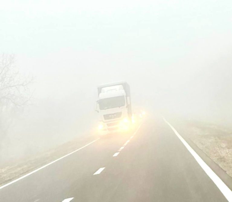 Atenție, șoferi! Ceață densă la sud