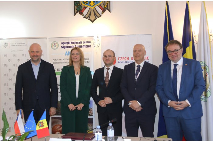 Republica Moldova va primi ajutor din Cehia pentru a proteja agricultura