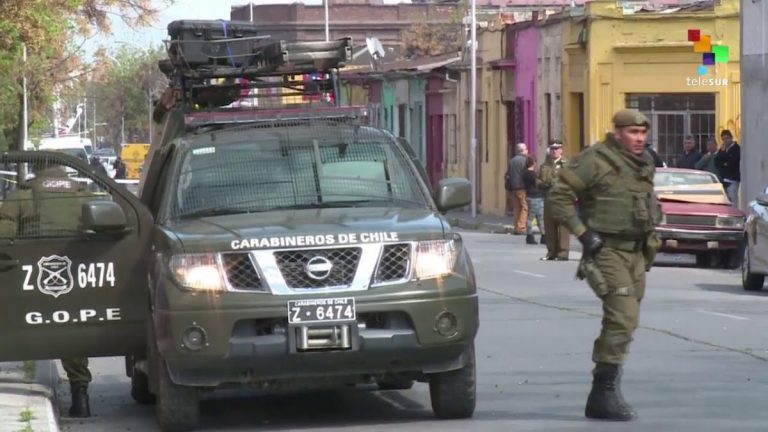 ATENTAT la o secţie de poliţie din Santiago de Chile. Opt oameni au fost răniţi!
