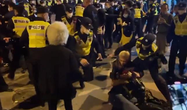 Reacţia Londrei după agresarea unui jurnalist BBC în China – VIDEO