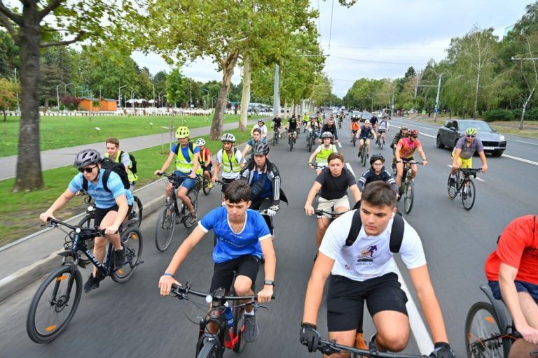 Astăzi, a avut loc cea de-a V-a ediție a Maratonului de Ciclism „Velo Road Chișinău”