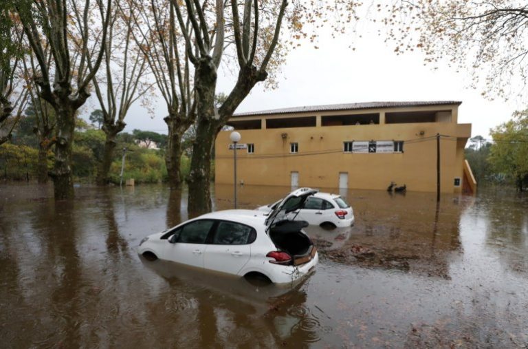 Două persoane dispărute în urma inundațiilor de pe Coasta de Azur