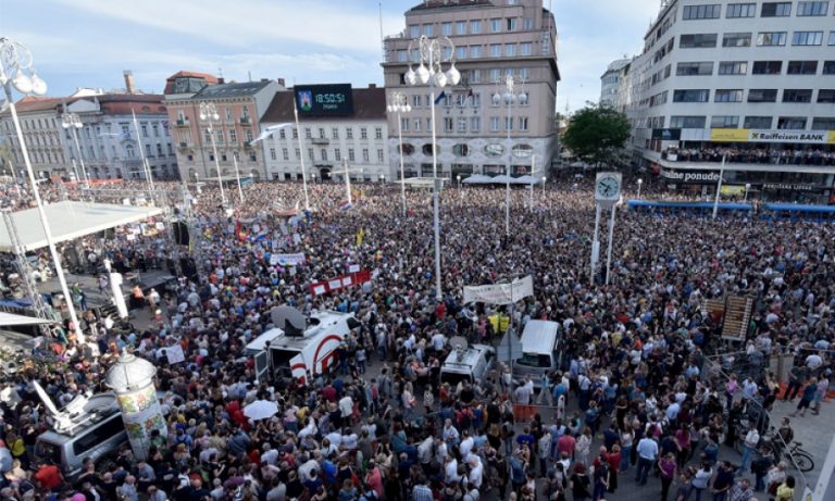 Croația: Proteste la Zagreb  faţă de planul guvernului de a creşte vârsta de pensionare