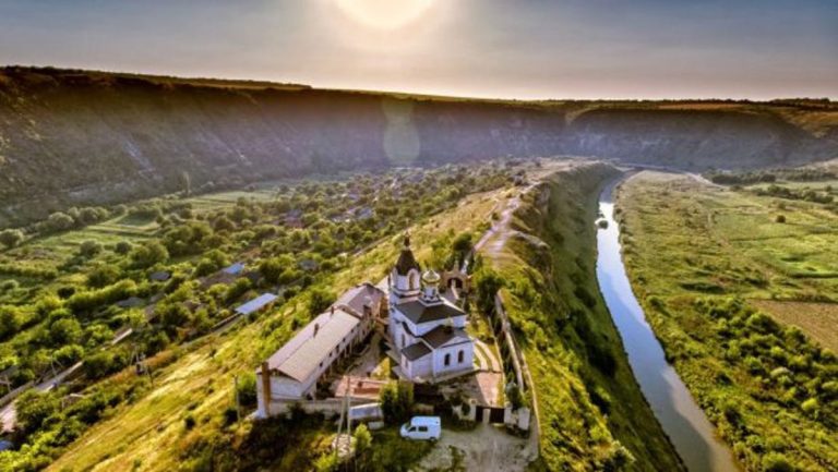 Localitățile din Republica Moldova pot concura pentru titlul de „cele mai bune sate turistice”