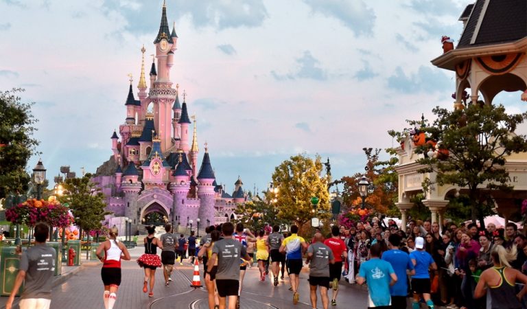 Walt Disney a anunțat “un plan de dezvoltare pe mai mulţi ani, în valoare de 2 miliarde de euro, pentru Disneyland Paris”