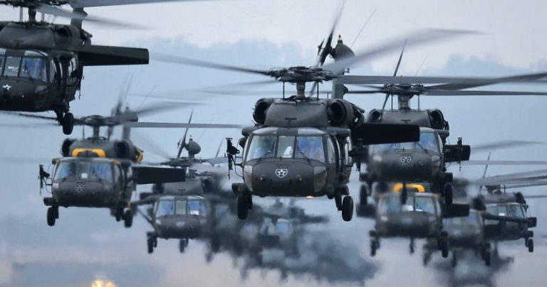 Două elicoptere ale armatei americane S-AU PRĂBUŞIT în Kentucky