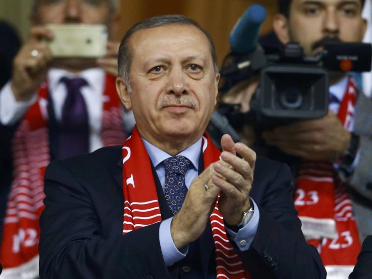 Erdogan se bazează pe voturile sirienilor care au primit cetăţenia turcă