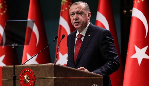 Erdogan le cere kurzilor să depună armele şi să se retragă din nordul Siriei