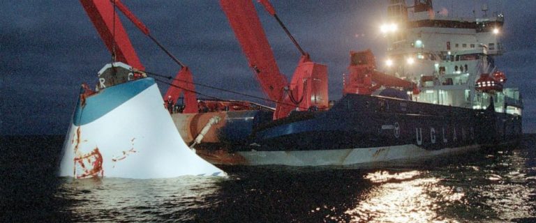 Guvernul estonian trebuie să răspundă unei cereri privind o nouă anchetă asupra scufundării feribotului Estonia