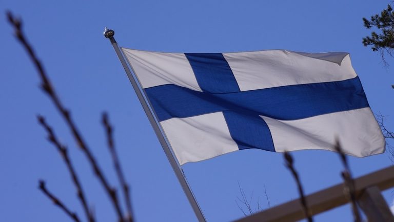 Poliţia finlandeză a lansat o anchetă pentru ‘divulgarea de informaţii privind securitatea naţională’ după publicarea unui articol în presă