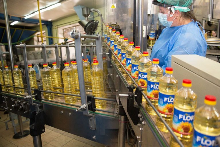 Cel mai mare producător de ulei vegetal din Moldova, întreprinderea Floarea Soarelui din Bălţi şi-a sistat activitatea.