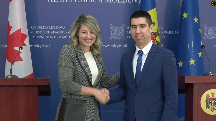 Popşoi s-a întâlnit cu ministra de externe a Canadei