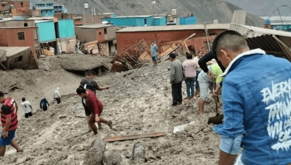 Alunecări de teren în nordul statului Peru. Doi morţi şi cinci dispăruţi