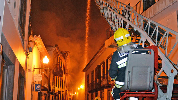 O femeie şi două fete şi-au pierdut viaţa în urma unui incendiu în oraşul francez Bobigny