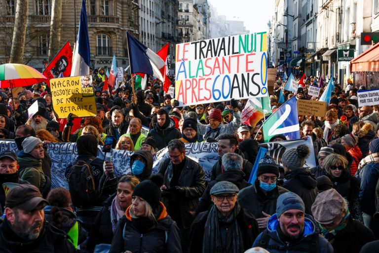 Noi proteste împotriva reformei pensiilor din Franţa