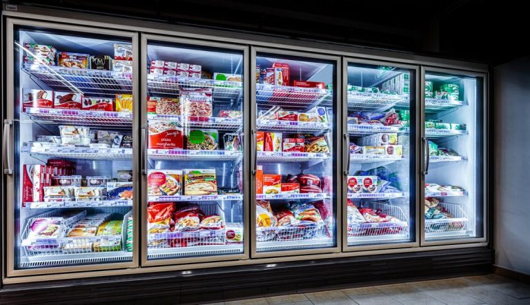 Europa caută spaţii frigorifice în care să îşi stocheze surplusul de alimente