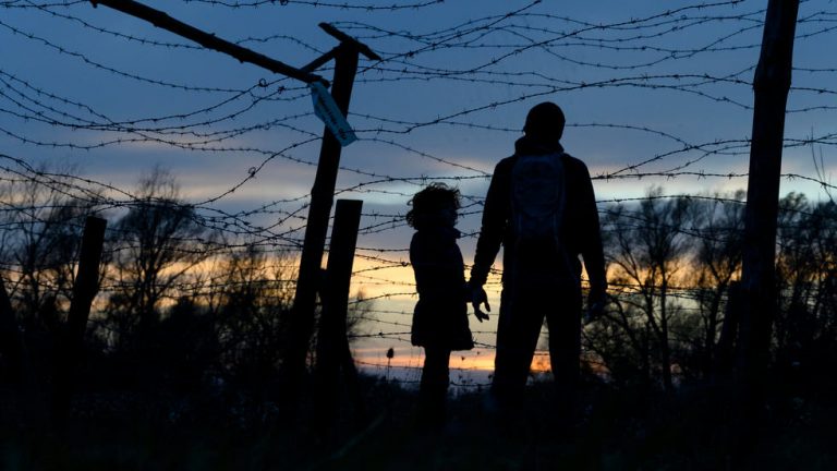 Cehia redeschide de marţi toate trecerile de frontieră cu Germania şi Austria