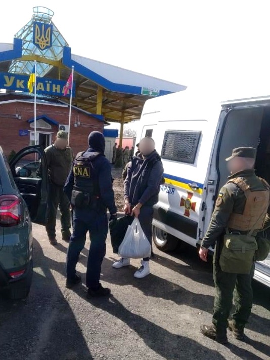 Un fugar implicat în furtul de la BEM a ajuns pe mâna justiției. Se ascundea în Ucraina