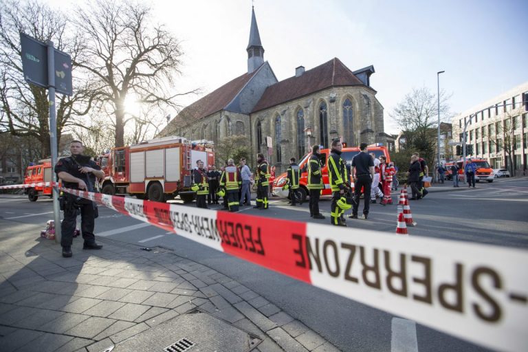 Germania : Trei persoane se află în continuare în stare critică după atacul din Muenster (medici)