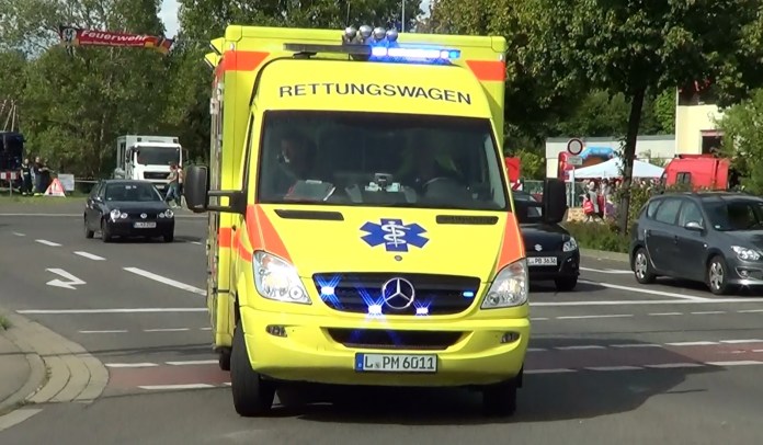 Accident grav pe o şosea din Germania. 17 copii sunt răniţi