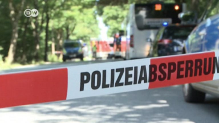 Un sârb este inculpat în Germania după ce i-a atacat pe pasagerii unui autocar
