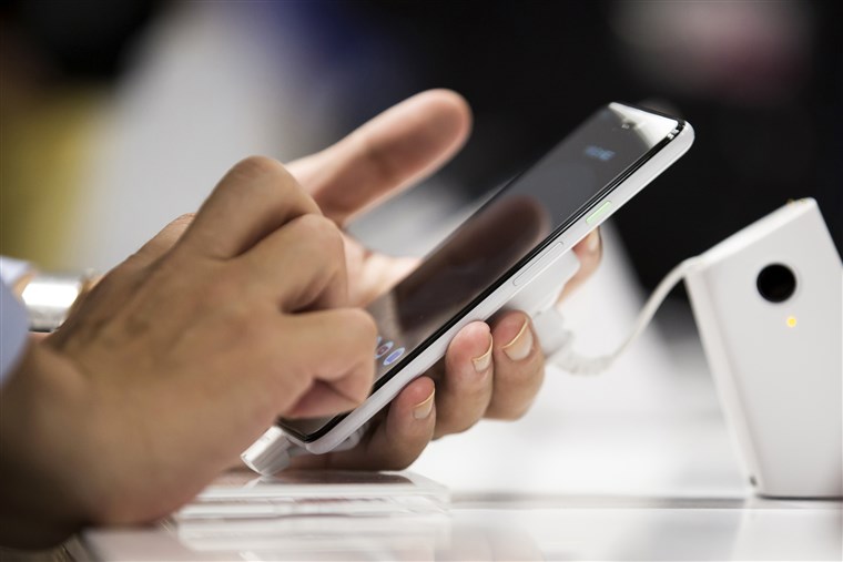 Orice smartphone poate fi ascultat, avertizează fondatorul start-up-ului Dust Mobile