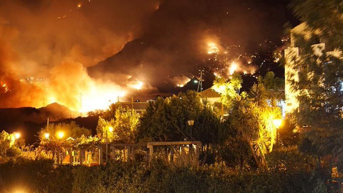 Incendiul din Gran Canaria dă semne de remisie