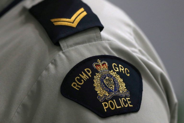 Presupusul spion al poliţiei federale canadiene arestat recent avea acces la informaţii din străinătate