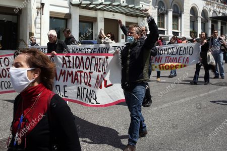 Medicii şi marinarii din Grecia, în grevă din cauza condiţiilor de lucru
