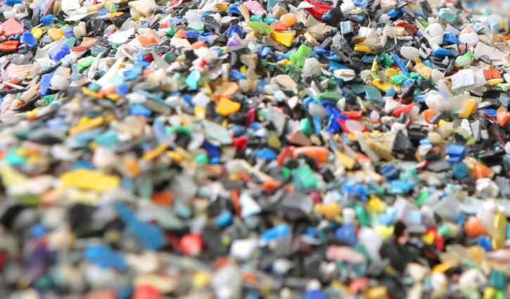 Greenpeace: Reciclarea plasticului rămâne un ‘mit’