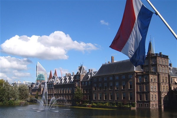 Parlamentul Olandei sprijină crearea unui tribunal special la Haga pentru ‘crima de agresiune’ în legătură cu Ucraina
